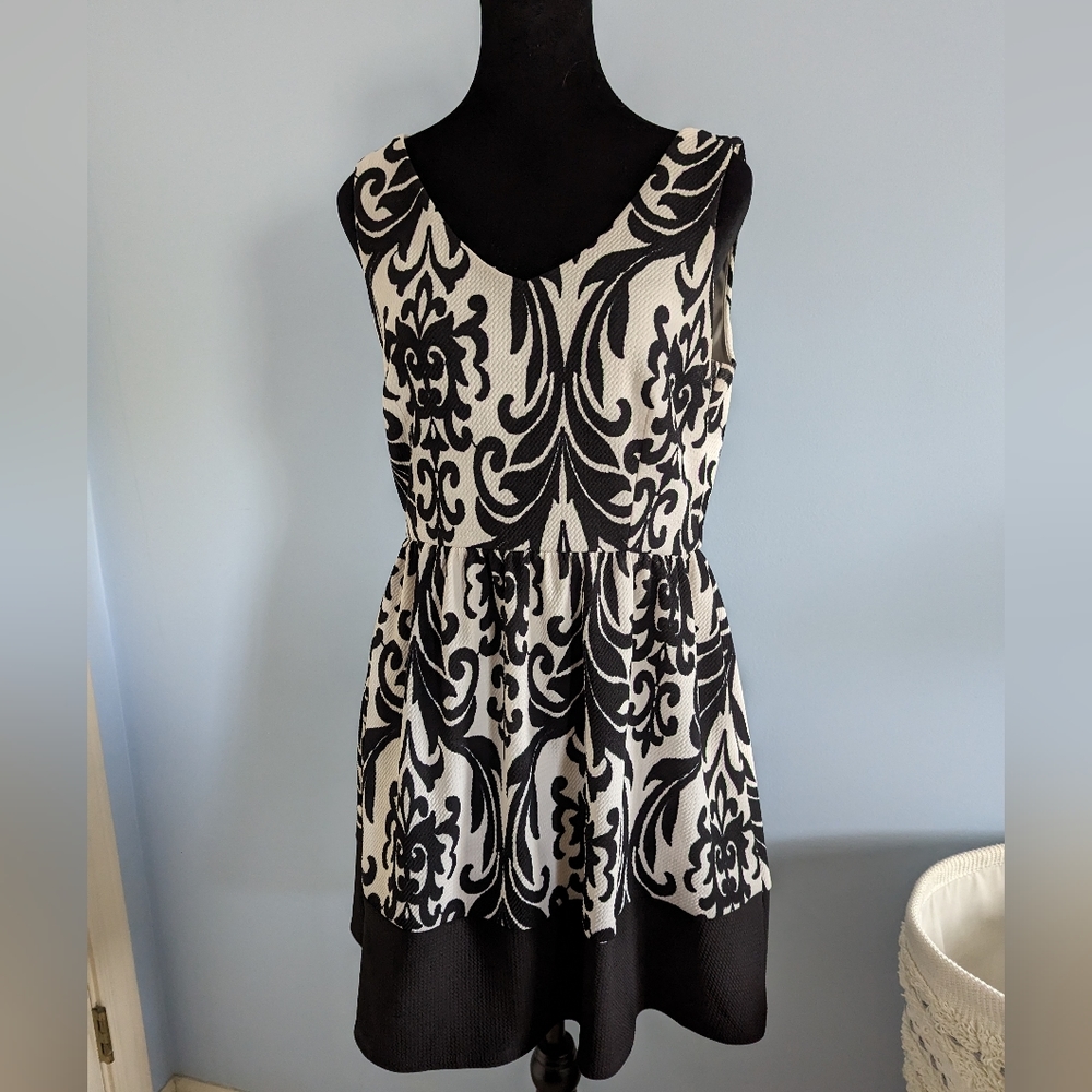 Sleeveless Dress